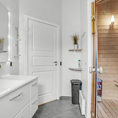 Awesome Home In Thisted With Sauna